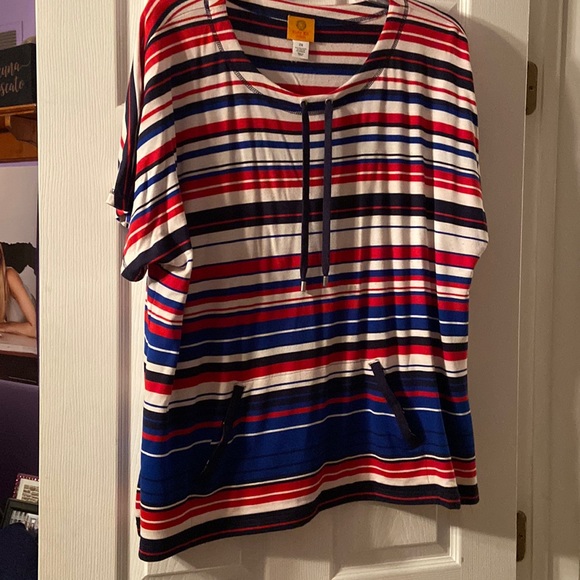 Ruby Rd. Tops - Red, white and blue! 2X! 💜